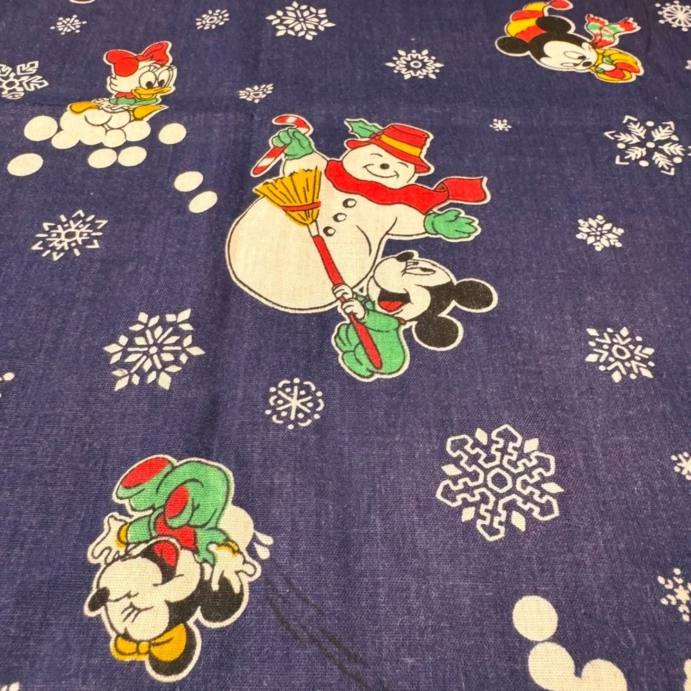 Disney Mickey Minnie Snowman Holiday Fabric‎ Novelty Print Christmas Cotton